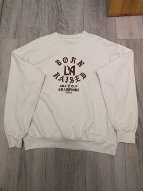 LAFC ‘Born & Raised' 2022 MLS Cup Champions Rocker Pullover Cream Crewneck Sz: L